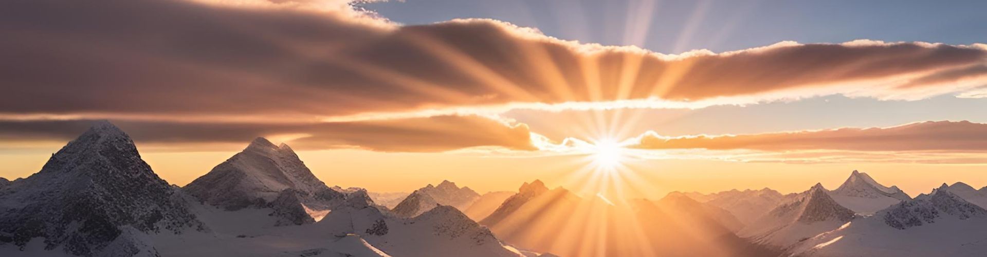 Jeeptour Sonnenuntergang über den Gipfeln des marokkanischen Atlasgebirges